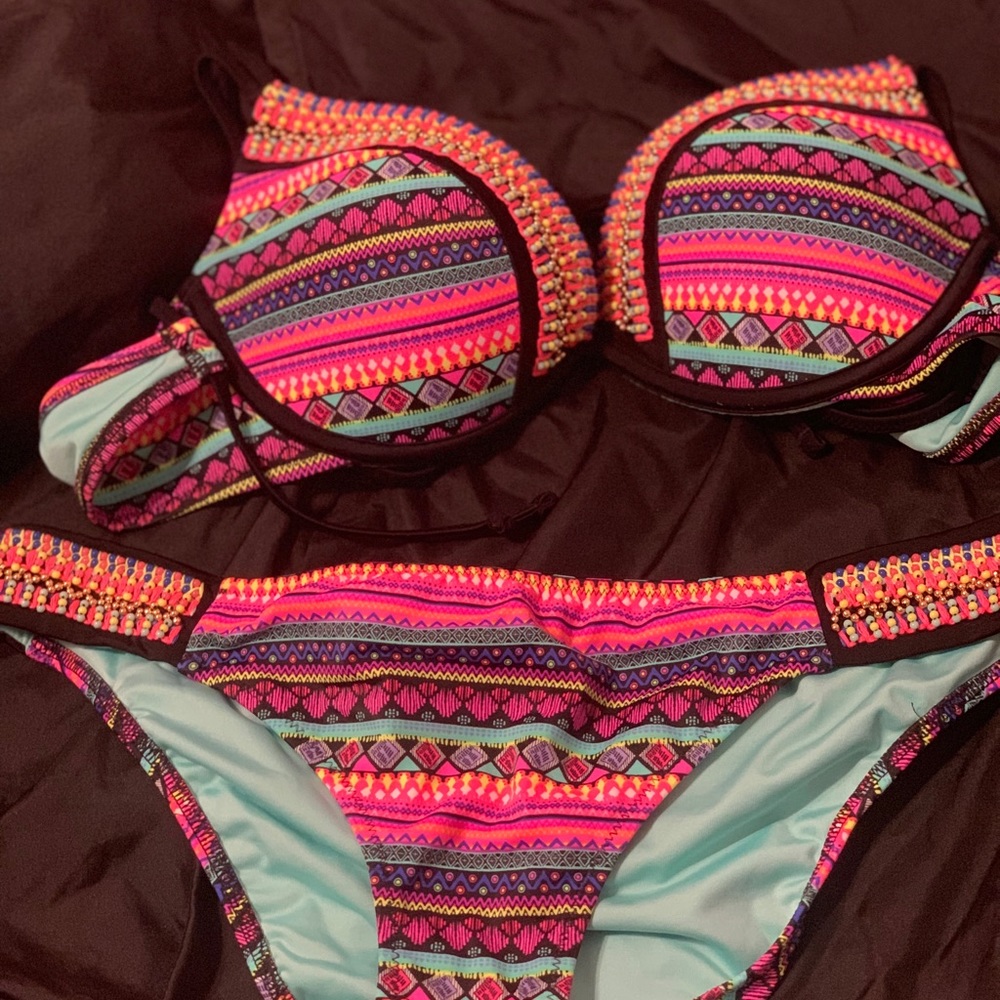 Bathing suite